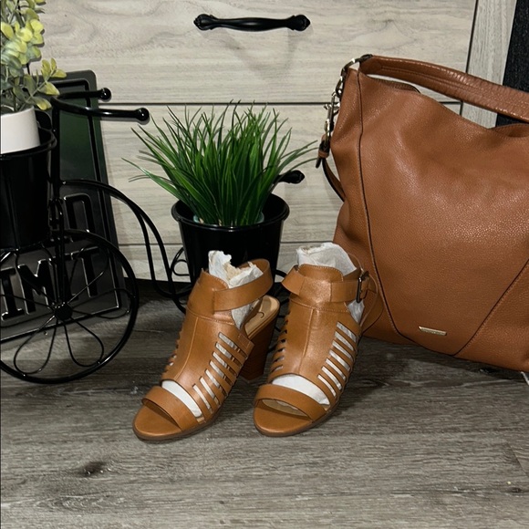 Delicious Shoes - Delicious Tan Heels with Open-Toe Design